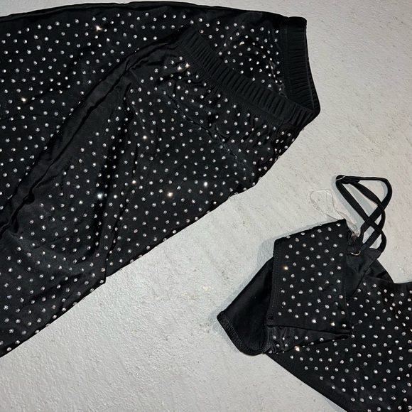 black rhinestones two piece skirt and top - Picture 9 of 10